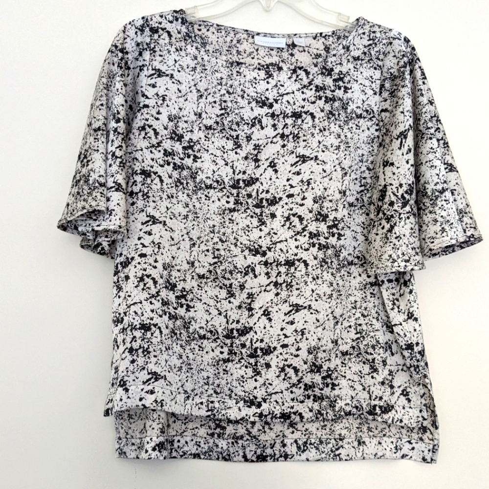 EUC Black/White New York & Company Flutter Sleeve Lightweight Shirt, WS